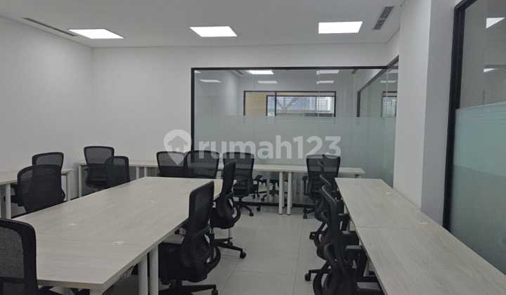 For Rent, Strategic Office Location in CBD