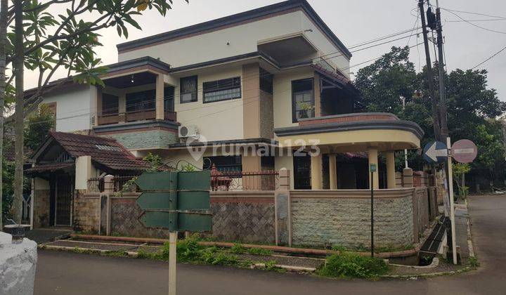 Jual Cepat Rumah Hoek 2 Lantai di Saung Gintung, Ciputat Timur 1