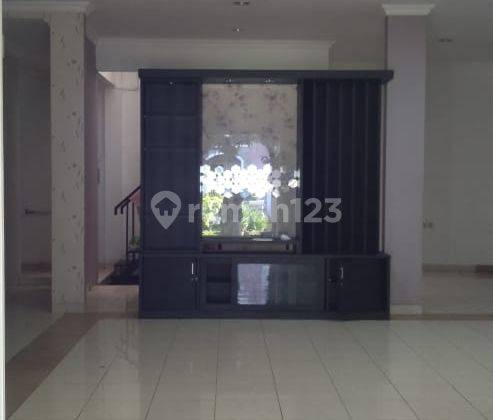 Dijual Rumah Siap Huni di Crystal Gading Serpong Tangerang 1