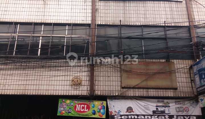 Dijual 2 Ruko Gandeng + Usaha+ Langganannya, bisa Belib1 Ruko