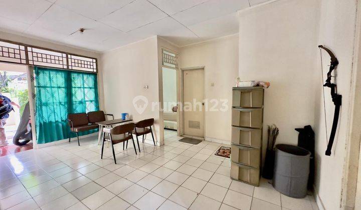 Dijual Rumah 2 Lantai Hoek di Bintaro Sektor 9 Tangerang Selatan 2