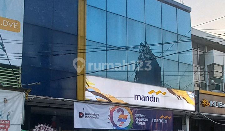 For Rent Strategic Shop House by the Roadside 1