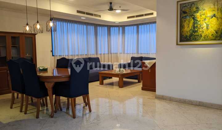 For Sale Luxury Apartment in Central Jakarta Area 2