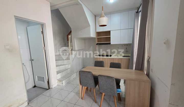 Rumah 2 Lantai Siap Huni di Cluster Milano Gading Serpong Rumah 2 Lantai Siap Huni di Cluster Milano Gading Serpong