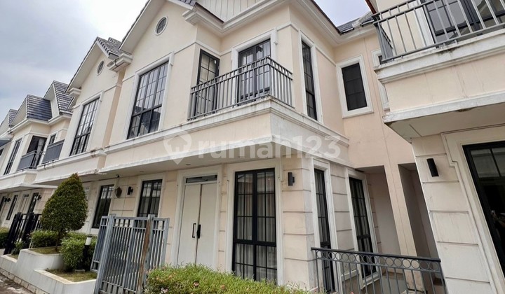 Dijual Rumah Mewah 3 Lantai Cluster Scarlet, Cikupa, Tangerang