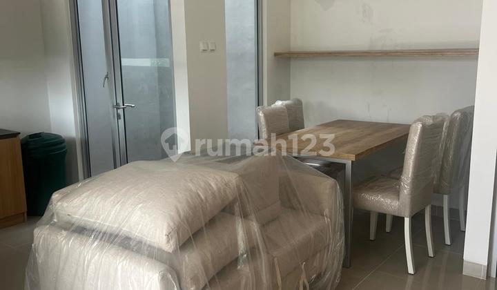 Dijual Rumah 2 Lantai Siap Huni di Cluster Malibu Gading Serpong