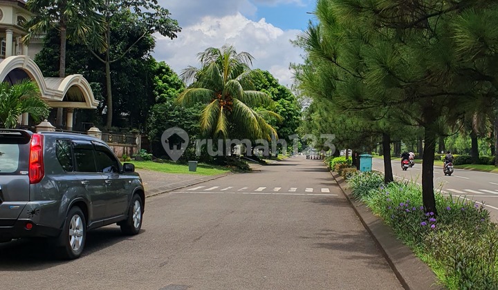 Boulevard utama kota wisata, lokasi strategis