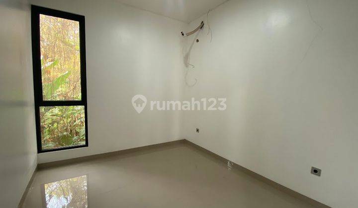 Rumah LB 154 Strategis 15 Mnt ke Stasiun Depok Baru Harga Nego J25638 2