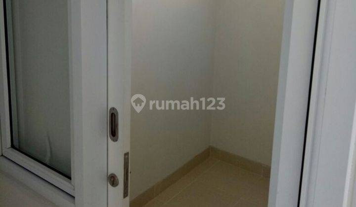 Rumah Strategis 3 Menit ke Siloam Hospitals Kelapa Dua Dibantu KPR J-25173 2