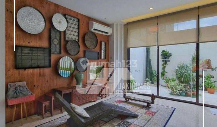 Rumah 3 Lantai Bagus di Cipete Selatan, Jakarta Selatan 2