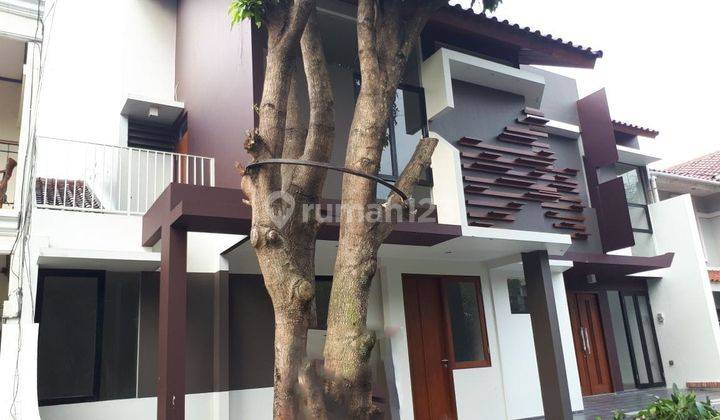 Rumah 2 Lantai SHM di Puri Bintaro, Tangerang Selatan 1