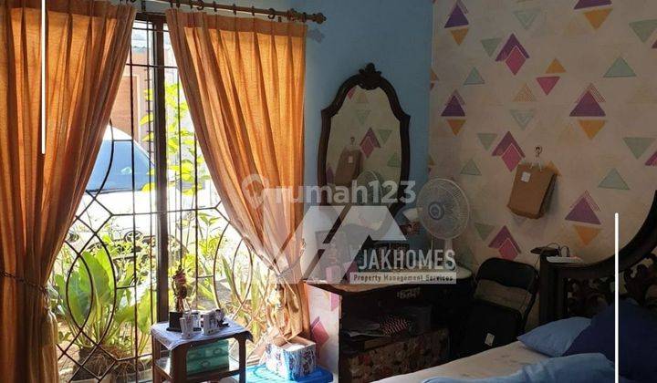 Dijual Murah Rumah Dengan Luas Tanah 300+ Bintaro 2