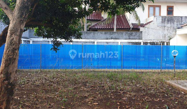 di Rumah di jual 
Jln kenanga jeruk purut SHM 2