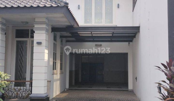 Rumah Dan Kantor di Pondok Labu, Fasilitas Mewah, Kolam Renang 2