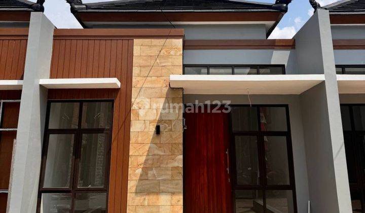 Townhouse Mewah 100 Meter Dari Jalan Raya Bogor! 5 Juta All In! 1