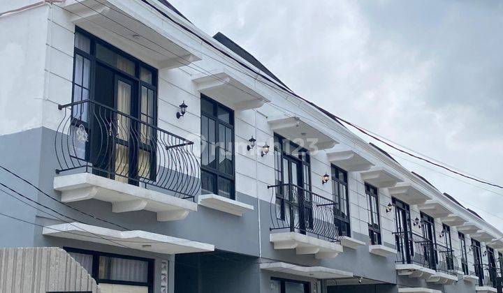 Nempel Jalan Raya Utama. Diapit 3 Pintu Tol, 10 Menit 1