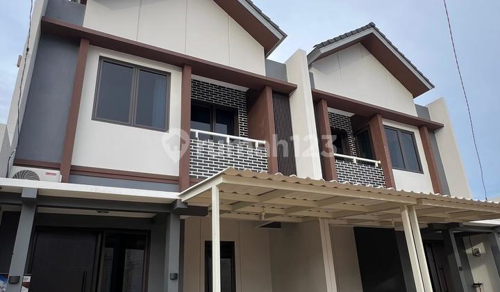 Luxury Cluster with Easy Access! 2 Km to LRT Harjamukti & Cibubur Toll Road Luxury Cluster with Easy Access! 2 Km to LRT Harjamukti & Cibubur Toll Road