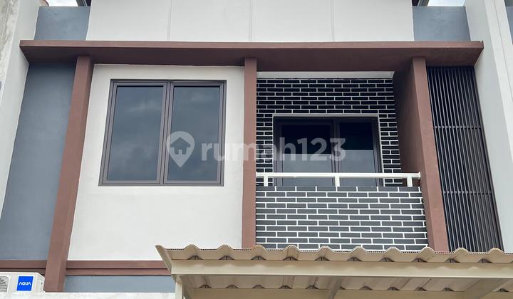 Cluster Mewah Akses Mudah! 2 Km ke LRT Harjamukti & Tol Cibubur Cluster Mewah Akses Mudah! 2 Km ke LRT Harjamukti & Tol Cibubur