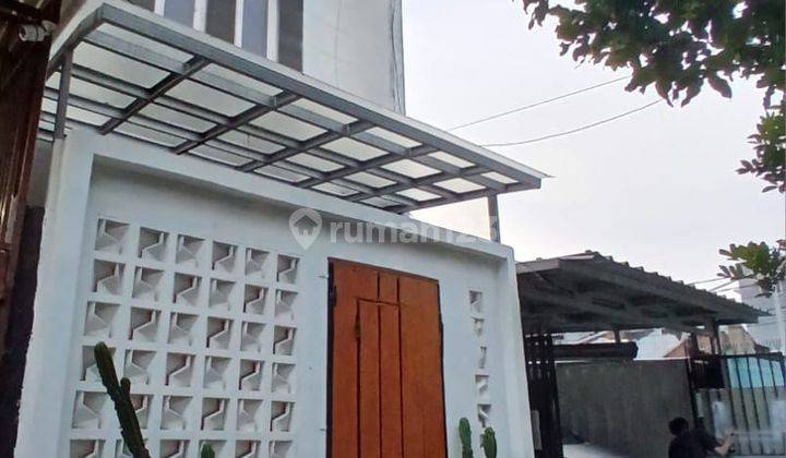 DIJUAL RUMAH JELAMBAR JAKARTA BARAT 3,5 m x 16 m2 HARGA 1,5M JE162 1