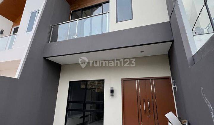 Meruya 5x25 Rp 2.45M Exclusive, Jalan Lebar, Parkir 2 Mobil St 1