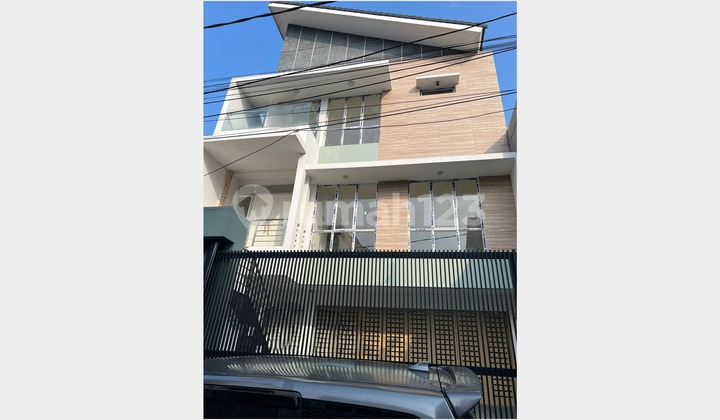 DIJUAL RUMAH TOMANG JAKARTA BARAT 150M2 HARGA 5.9M TOM9