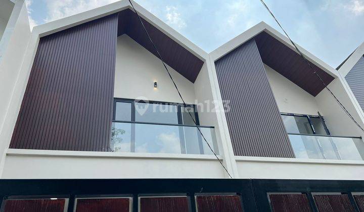 Meruya 5x25 Rp 2.15M Exclusive, Jalan Lebar, Parkir 2 Mobil St 2