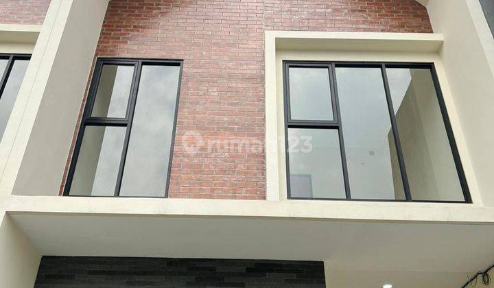 Meruya 5x25 Rp 2.15M Exclusive, Jalan Lebar, Parkir 2 Mobil St 2