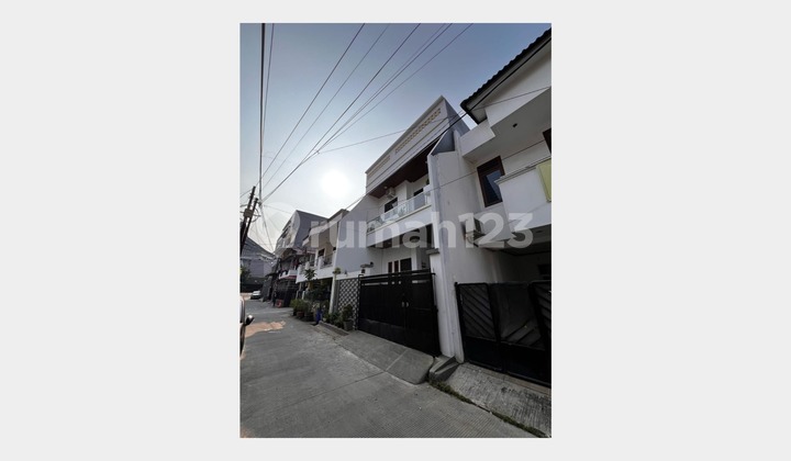 DIJUAL RUMAH JELAMBAR JAKARTA BARAT 6X16.5M2 HARGA 1.925M NEGO JE075 2
