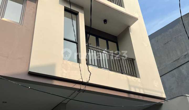 FOR SALE TOMANG WEST JAKARTA HOUSE 3.6X12.7M² PRICE 1.4M TOM1 2