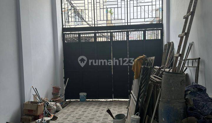 Rumah Baru 5X20 Jelambar 4,5 Lantai Strategis Pinggir Jalan Cocok Utk Usaha 2