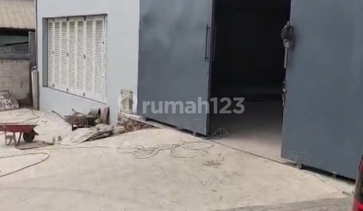 Cileungsi Warehouse Ready to Use Flood-Free Container Loading