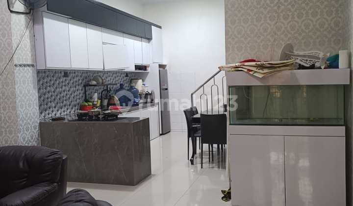 Thi House Taman Harapan Indah Jelambar Good Condition Ready to Occupy 2