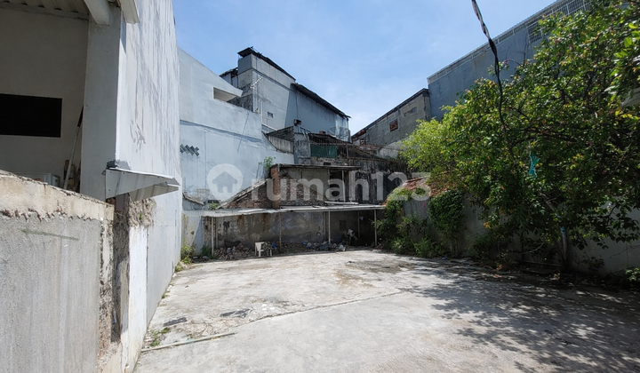 Empty Plot of Land Polri Jelambar Dalam Complex
