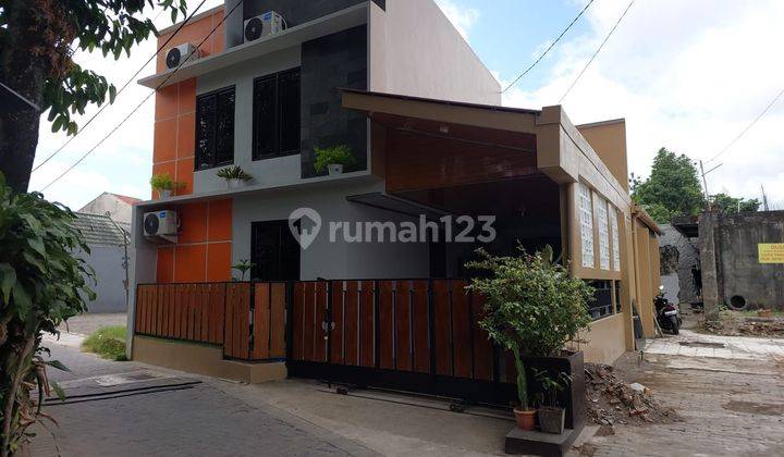 RUMAH MEWAH STRATEGIS DI TIMUR GALERIA MALL