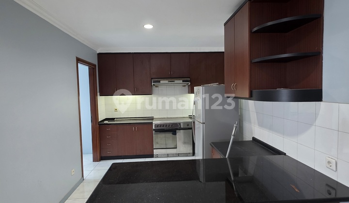 Disewakan Apartment Marina Pantai Mutiara Siap Huni 2