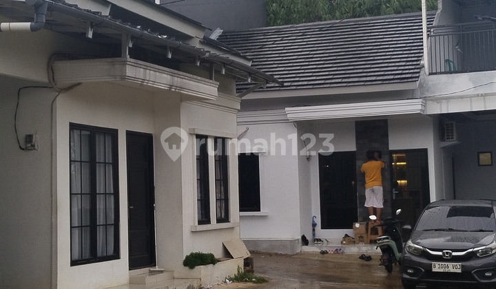 Rumah Cluster di Pinggir Jalan Daerah Cilebut Dekat Akses KRL