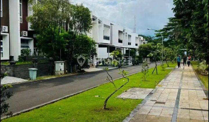 Rumah Depan Taman di Perumahan Pakuan Hills View Gunung 2