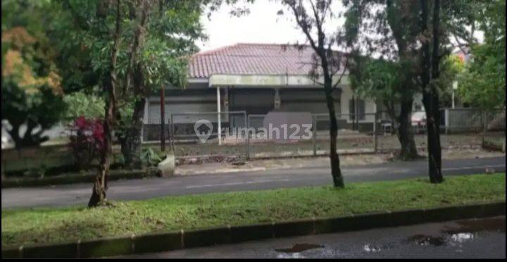 Disewakan Rumah Di Pinggir Jalan Lokasi Strategis di Bogor Tengah 1