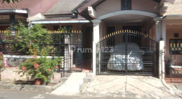 DIJUAL Rumah 2 Lantai Bagus di Perumahan Villa Bogor Indah
 1