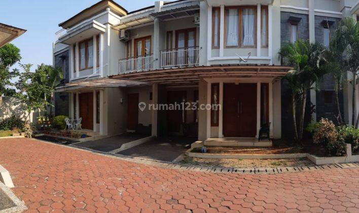 Rumah Mewah Town House Di Tengah Kota Bogor 1