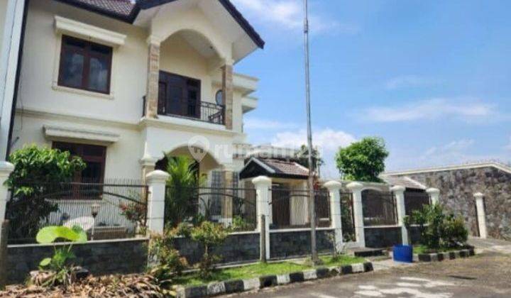 DIJUAL Rumah Villa Intan Pakuan View Gunung Salak 1