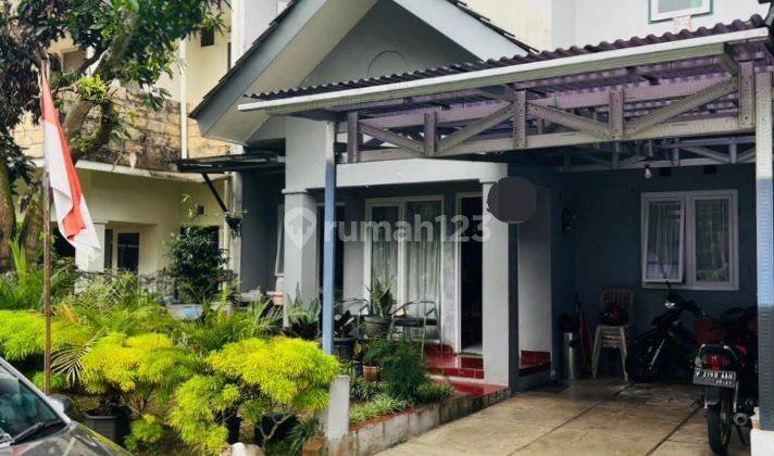 DIJUAL Rumah Bagus 2 Lantai di Lakeside  Danau Bogor Raya Dekat Sekolah SBR 1