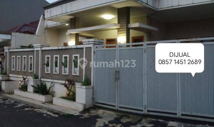 Rumah Bagus Siap Huni Semi Furnish di Perumahan Cimanggu Permai 1