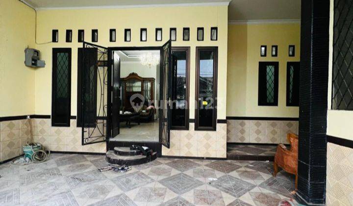 Dijual Rumah 2 Lantai View Gunung di Perumahan Taman Yasmin 2