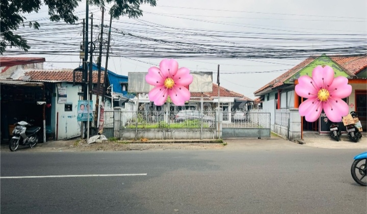 For sale house in commercial location Gunung Batu, Bogor City.