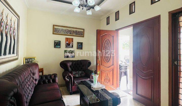 Rumah Hook Lokasi Strategis Bisa  Untuk Kost Dan Kantor  2