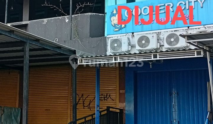 For Sale 3.5-Story Shop House in Suryakencana, South Bogor