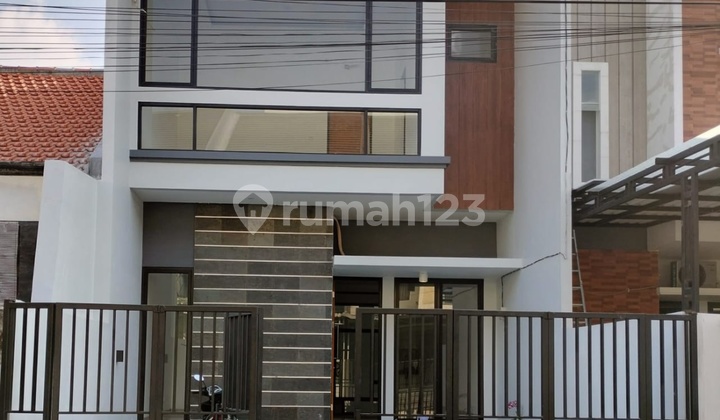 Dijual Rumah Baru Gress 2 Lantai Klampis