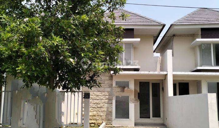 Jual Rumah SHM Bagus Golden Berry Gresik 1