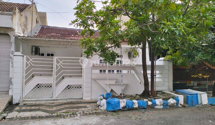 Jual Rumah FF Sudah Renovasi SHM hadap Utara di Kutisari Indah 1